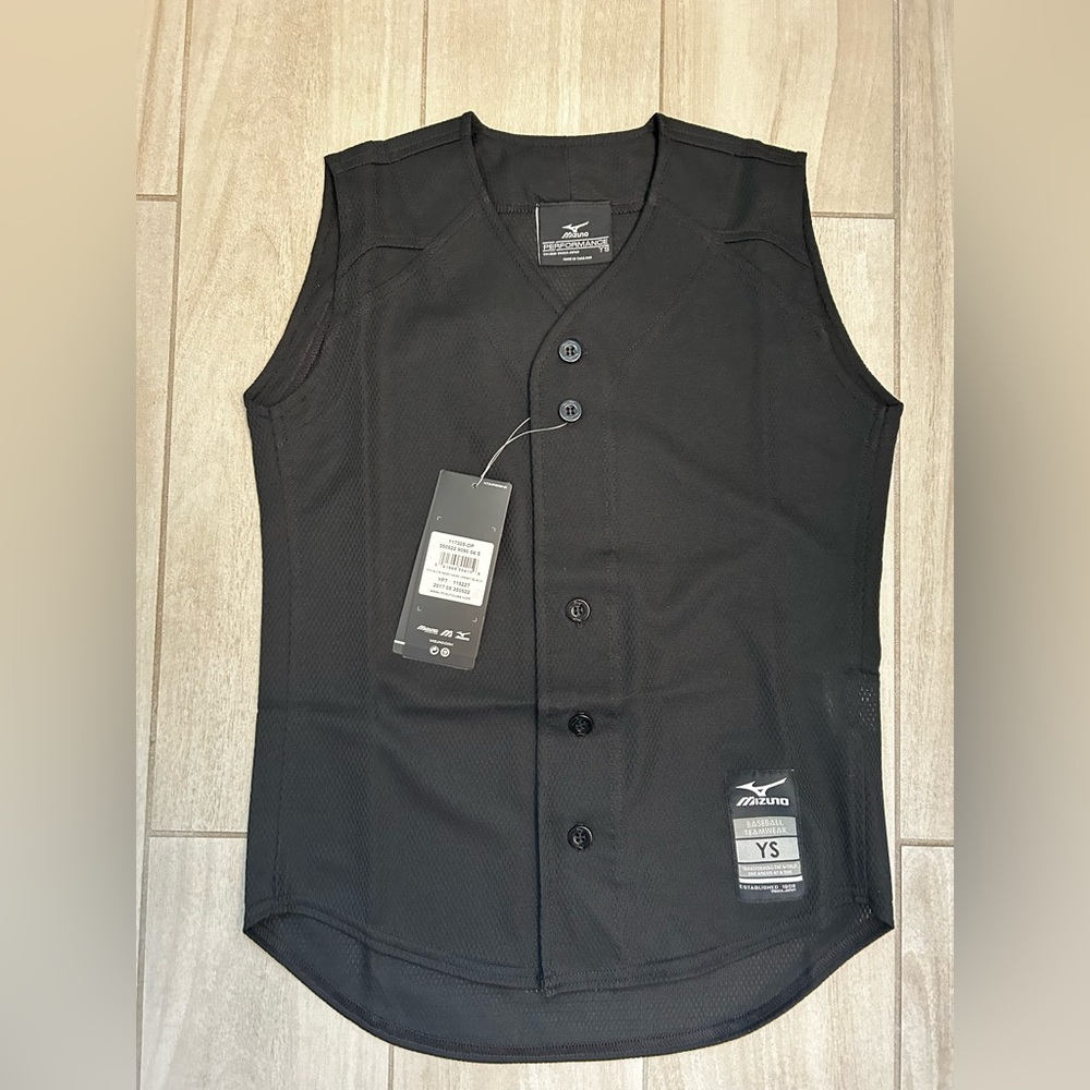 Mizuno Black Baseball Teamwear Vest youth small